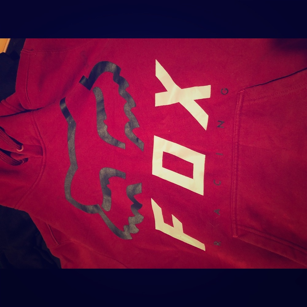 Men’s Fox sweater